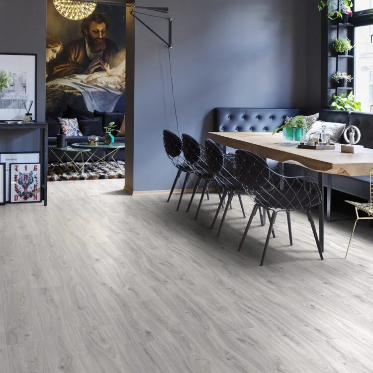 Nieuwe vloerafwerking na een vloerrenovatie door TISACO in Zuid-Limburg
